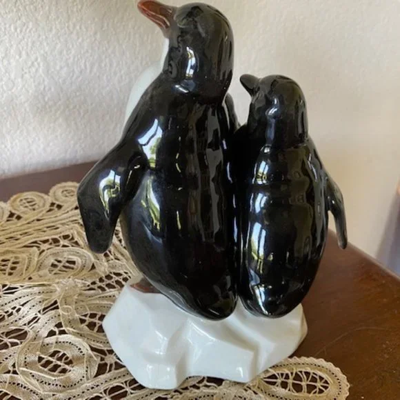 Vintage * Porcegama Valencia Spain * CUART de POBLET * 3 PENGUINS * signed *RHTF